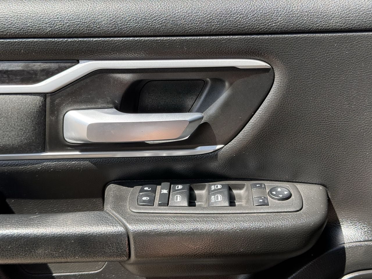 Used 2022 RAM 1500 Big Horn AWD/4WD image 22