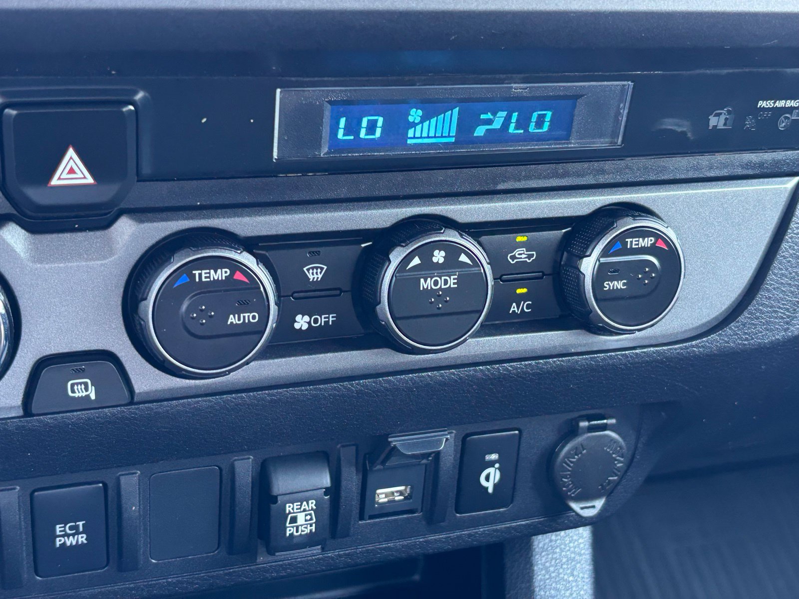 Used 2023 Toyota Tacoma TRD Off-Road AWD/4WD image 24