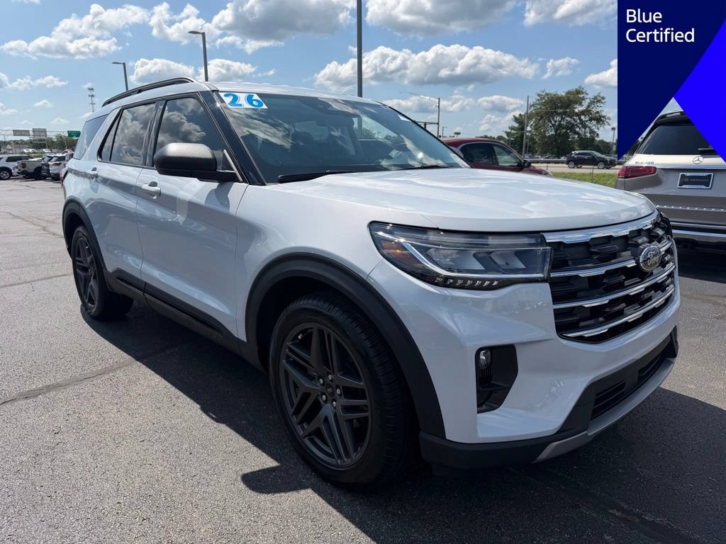 Certified 2026 Ford Explorer Active w/ Active Comfort Package RWD image 2