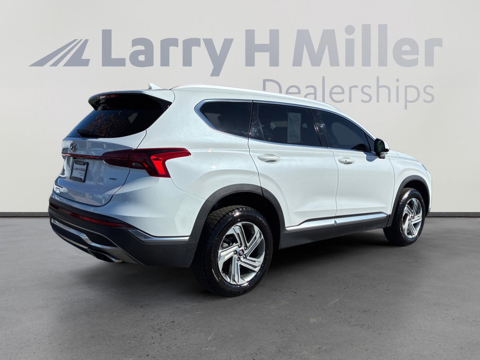 Used 2022 Hyundai Santa Fe SEL image 5