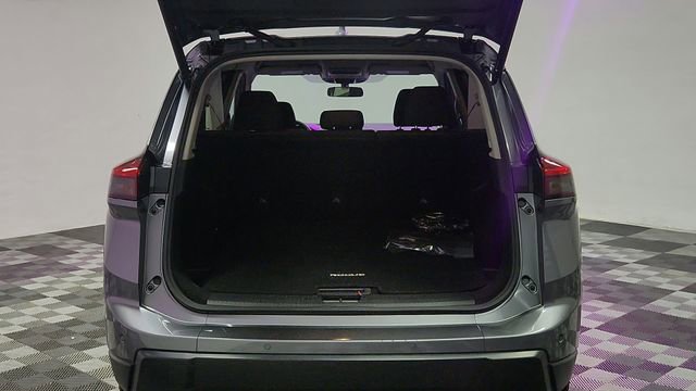Used 2024 Nissan Rogue SV AWD/4WD image 19
