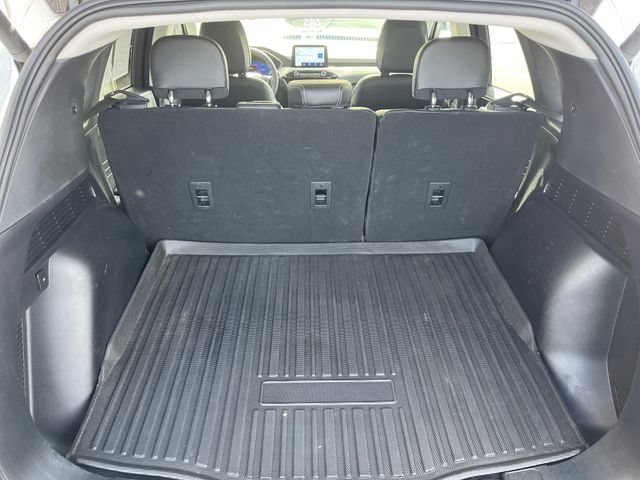 Certified 2022 Ford Escape SEL w/ Technology Package FWD image 8