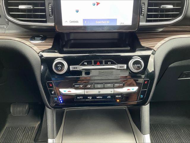Certified 2023 Ford Explorer Limited AWD/4WD image 17