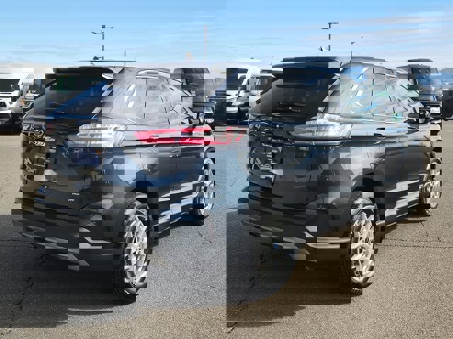 Certified 2022 Ford Edge SEL w/ Convenience Package image 3
