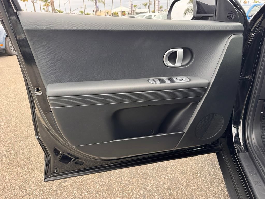 Used 2024 Hyundai Ioniq 5 SE RWD image 15