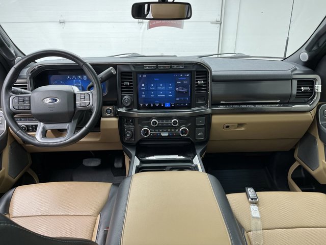 Certified 2024 Ford F250 Lariat w/ Lariat Ultimate Package AWD/4WD image 4