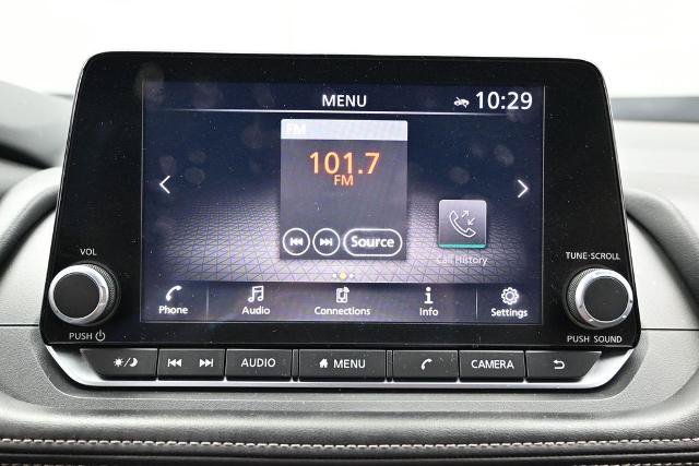 Used 2025 Nissan Rogue SV AWD/4WD image 22