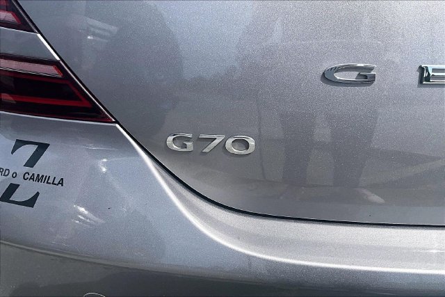 Used 2025 Genesis G70 2.5T RWD image 8