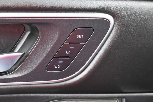 Used 2025 Nissan Rogue Platinum w/ Platinum Premium Package FWD image 15