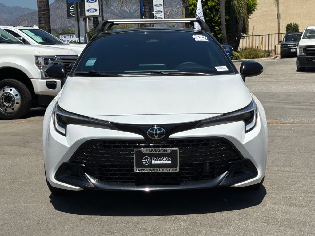 Used 2025 Toyota Corolla Hatchback w/ SE Package FWD image 4