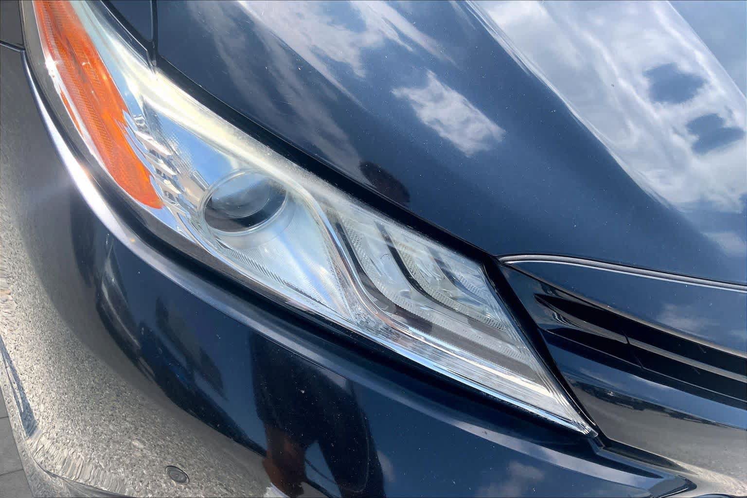 Used 2018 Toyota Camry XLE FWD image 28