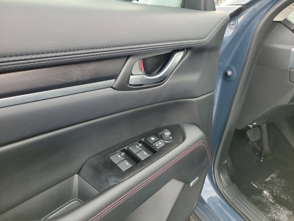 Used 2024 MAZDA CX-5 Carbon Edition image 19