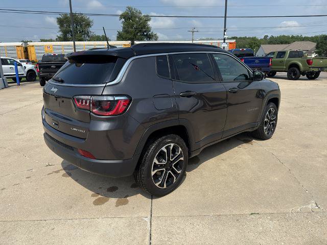 Used 2023 Jeep Compass Limited AWD/4WD image 6