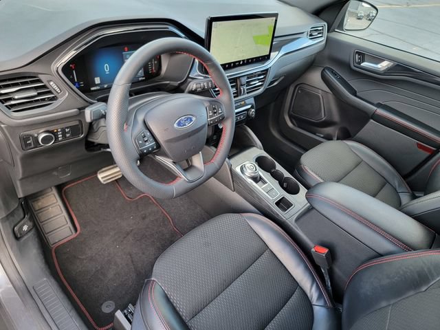 Certified 2023 Ford Escape ST-Line w/ Tech Pack #1 AWD/4WD image 19