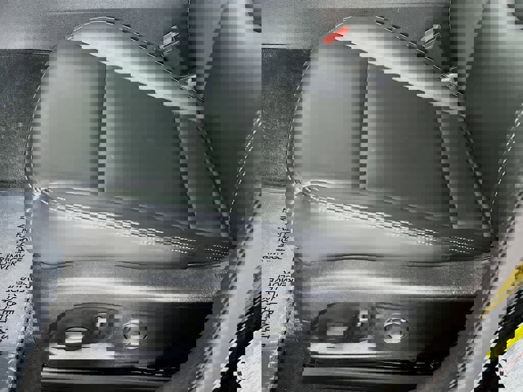 Used 2020 Cadillac CT4 Luxury w/ Cold Weather Package image 30