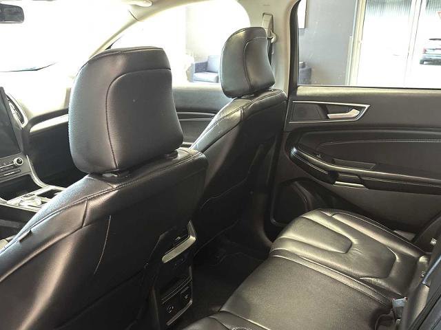 Certified 2022 Ford Edge Titanium w/ Equipment Group 301A image 25