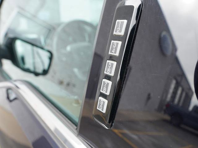 Certified 2021 Ford F150 Lariat image 22