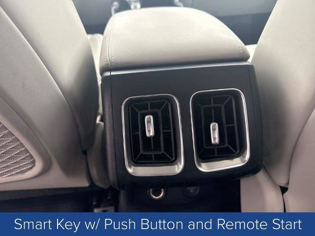 Used 2022 Kia Sorento EX w/ Panoramic Sunroof Package image 23