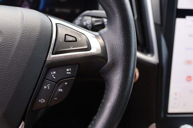 Certified 2024 Ford Edge SEL AWD/4WD image 12