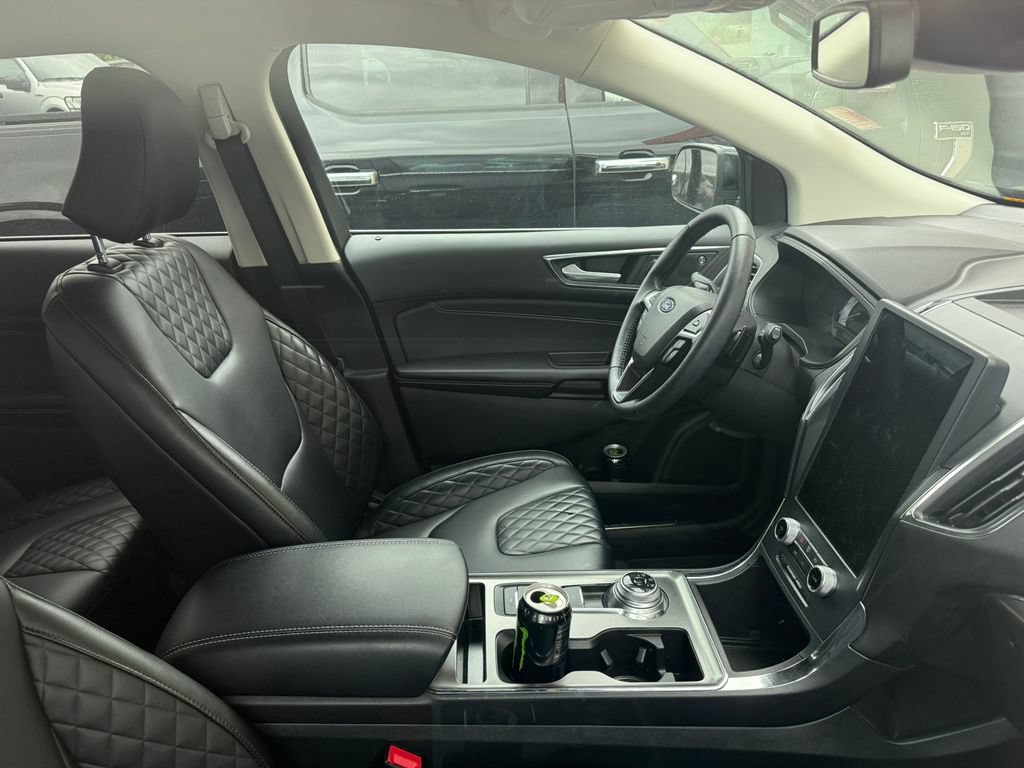 Certified 2023 Ford Edge Titanium w/ Class II Trailer Tow Package AWD/4WD image 9