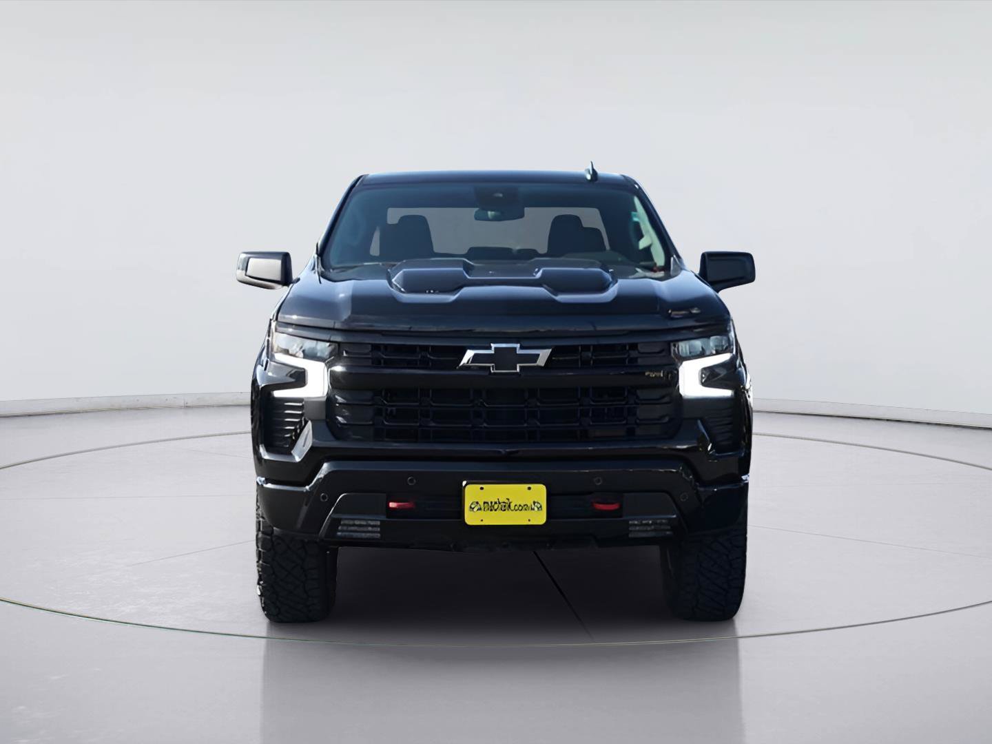 Used 2024 Chevrolet Silverado 1500 LT Trail Boss AWD/4WD image 3