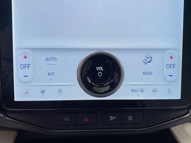 Certified 2022 Ford Expedition Platinum AWD/4WD image 34