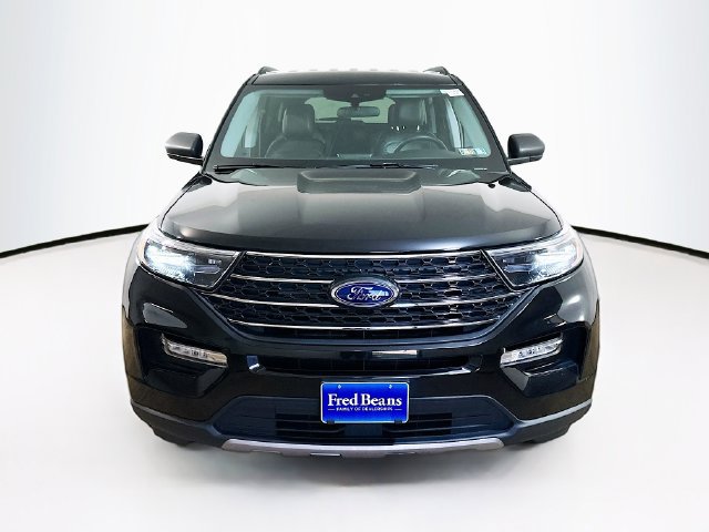 Certified 2023 Ford Explorer XLT w/ Equipment Group 202A AWD/4WD image 2