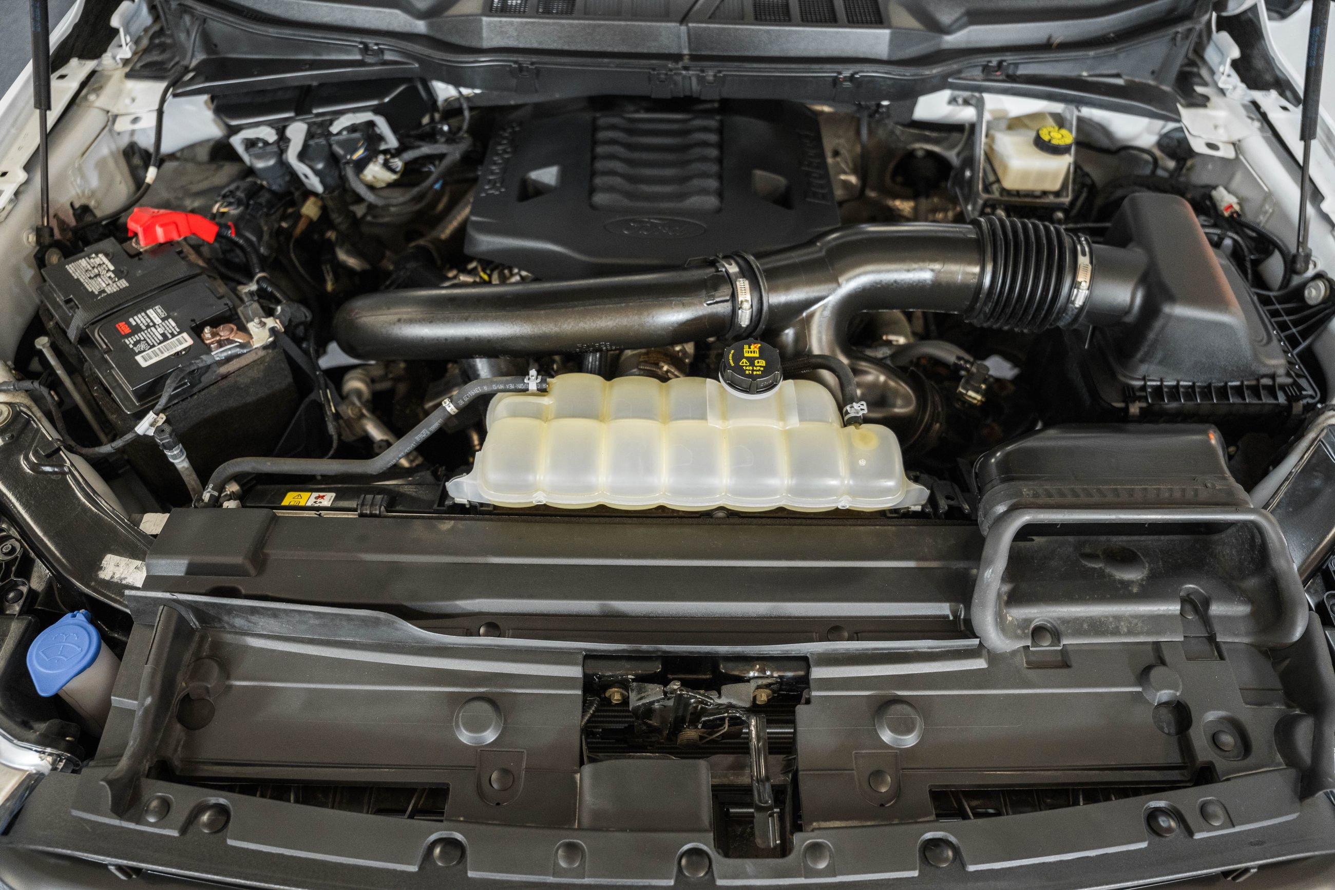 Certified 2023 Ford F150 Lariat w/ Equipment Group 502A High image 26