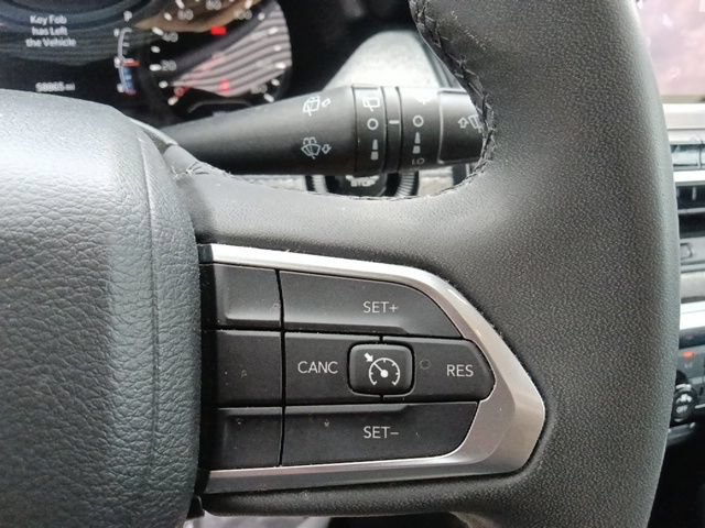 Used 2024 Jeep Compass Latitude AWD/4WD image 19
