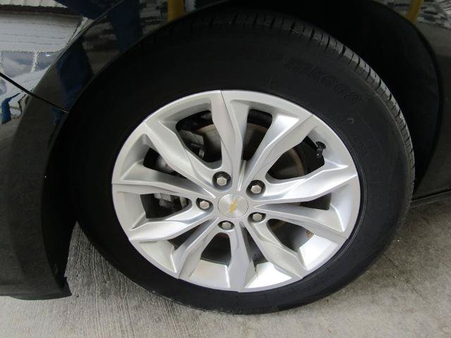 Used 2023 Chevrolet Malibu LT FWD image 25