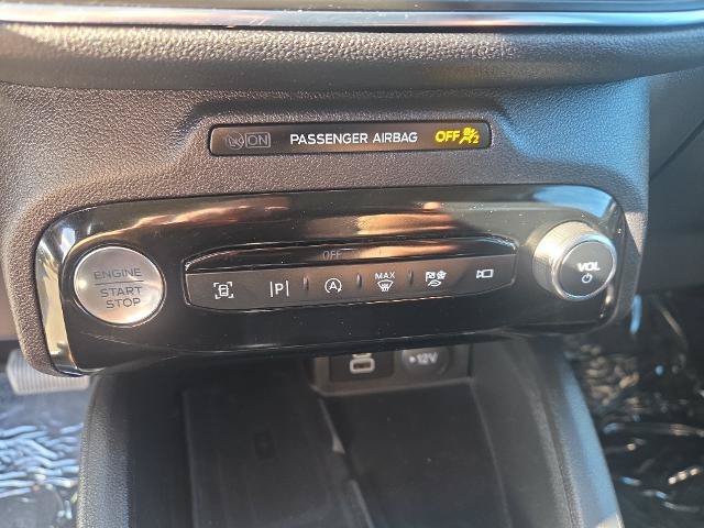 Certified 2024 Ford Escape Platinum AWD/4WD image 27