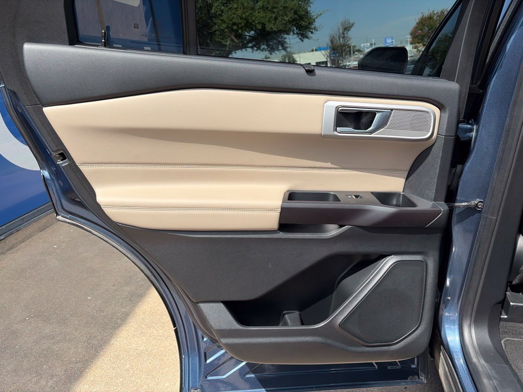 Certified 2020 Ford Explorer Limited RWD image 18