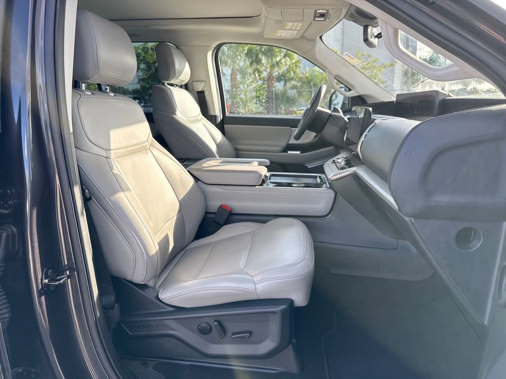 Certified 2025 Ford Expedition Max Active image 28