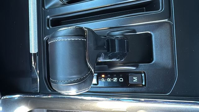 Certified 2022 Ford F150 Lariat w/ Equipment Group 502A High image 25