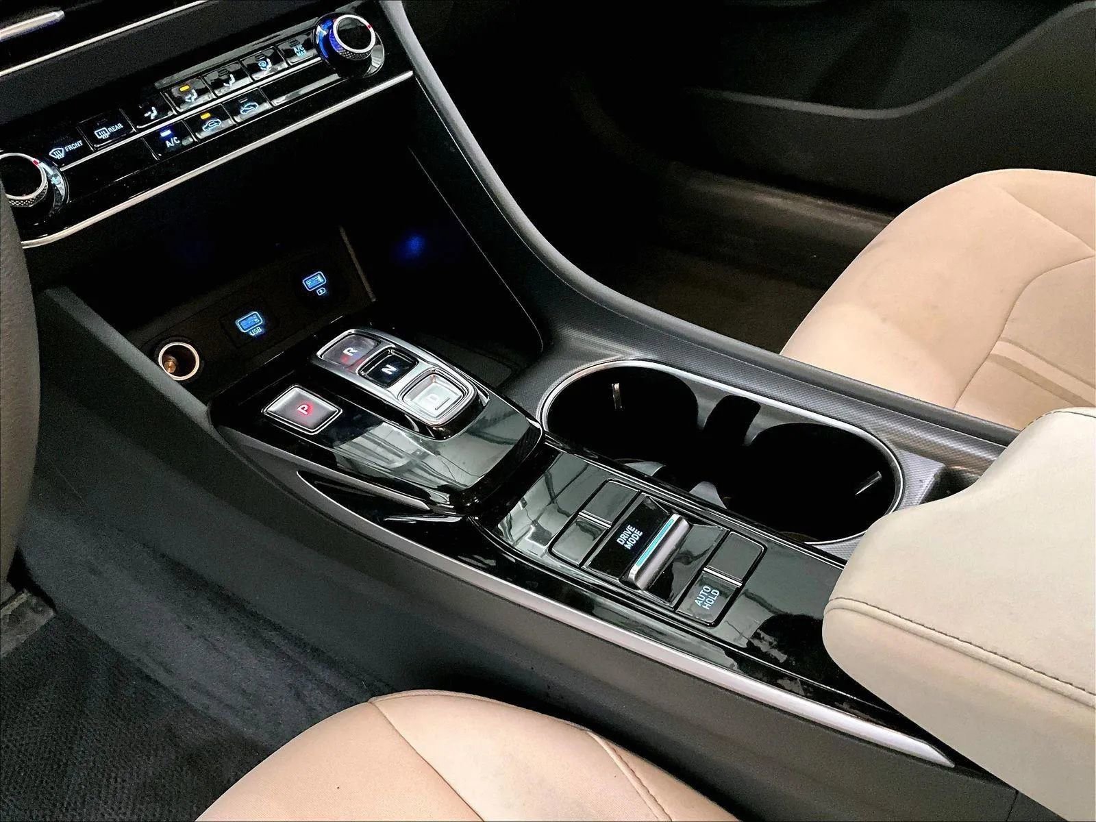 Used 2023 Hyundai Sonata SE FWD image 16