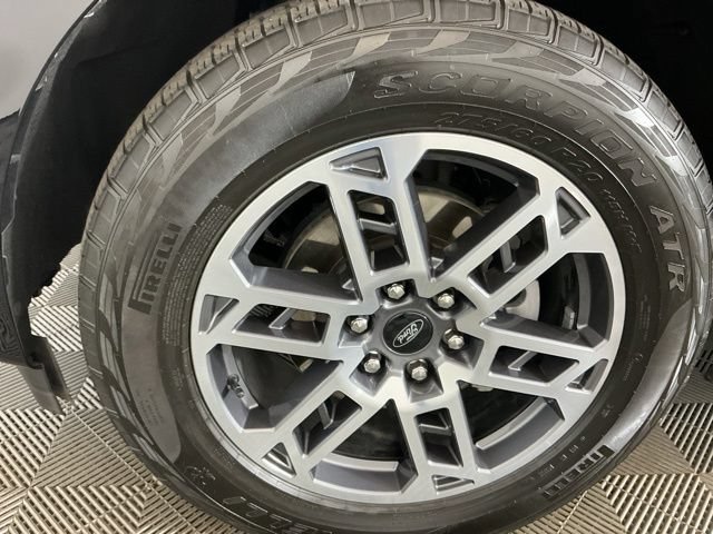 Certified 2025 Ford Expedition Active AWD/4WD image 40