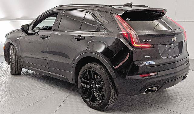 Used 2022 Cadillac XT4 Sport w/ Comfort Package AWD/4WD image 4