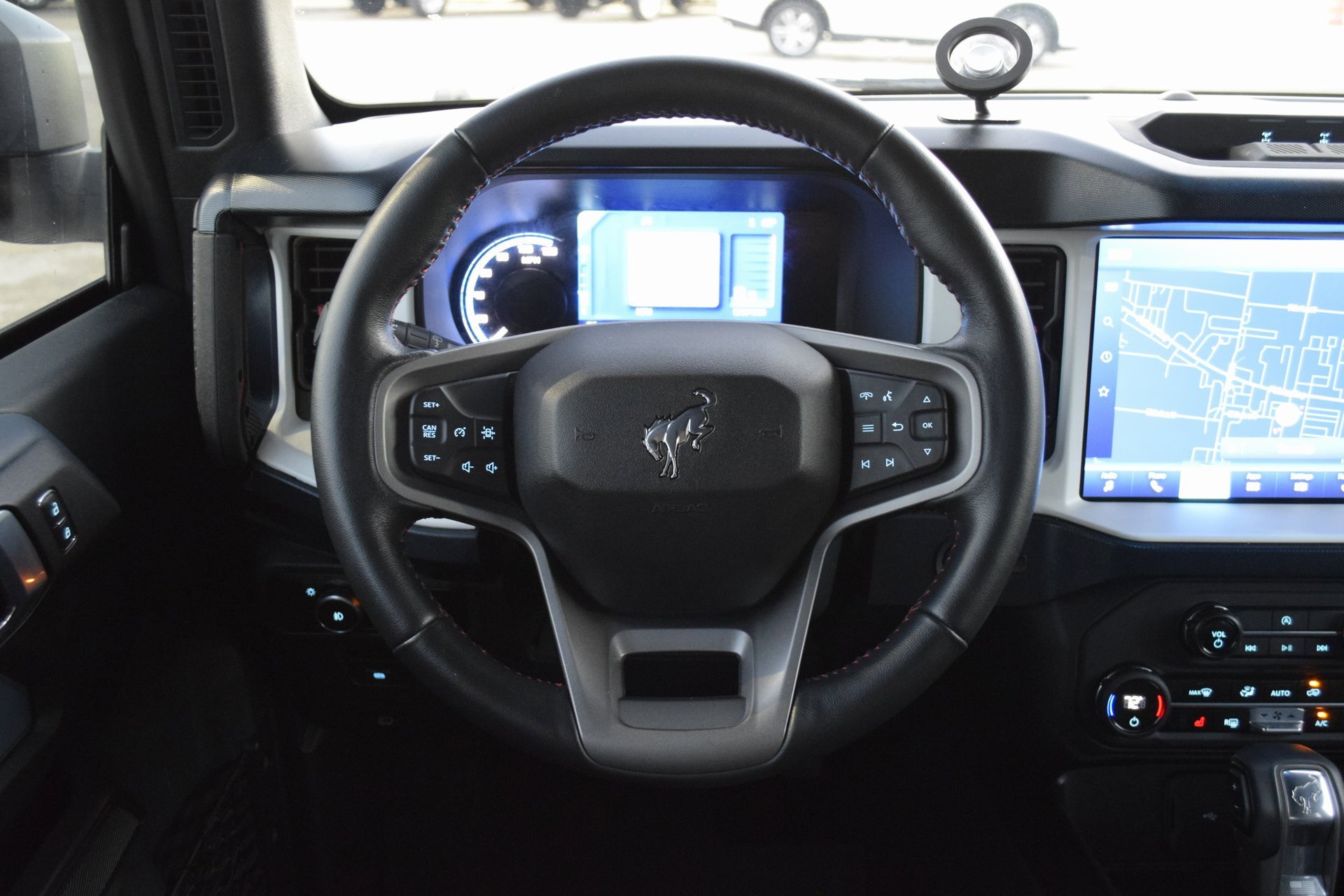 Certified 2024 Ford Bronco Heritage Edition image 11