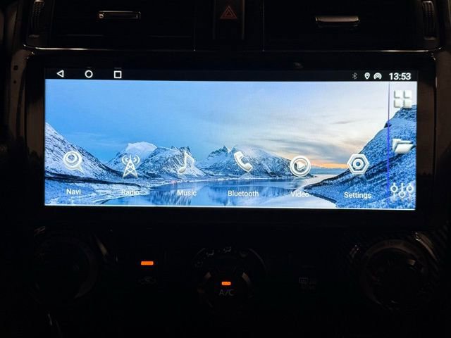 Used 2018 Toyota 4Runner TRD Off-Road Premium AWD/4WD image 26