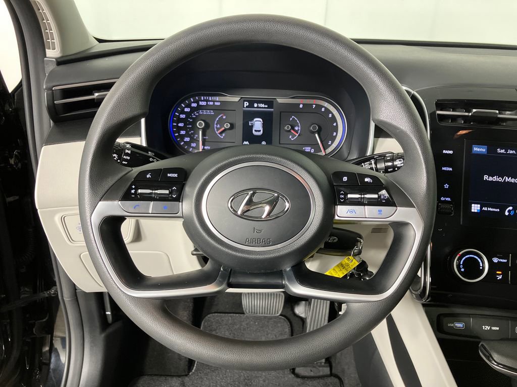 Used 2024 Hyundai Tucson SE image 16