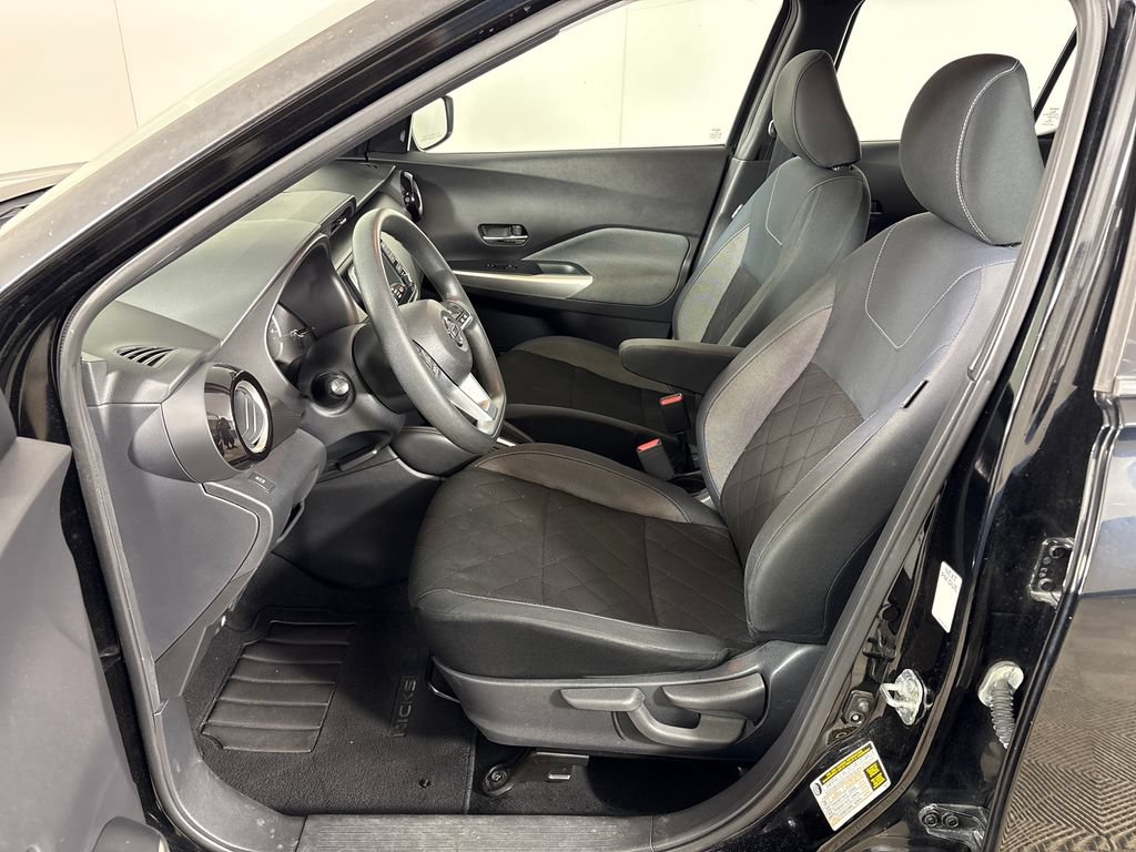 Used 2019 Nissan Kicks SV FWD image 27