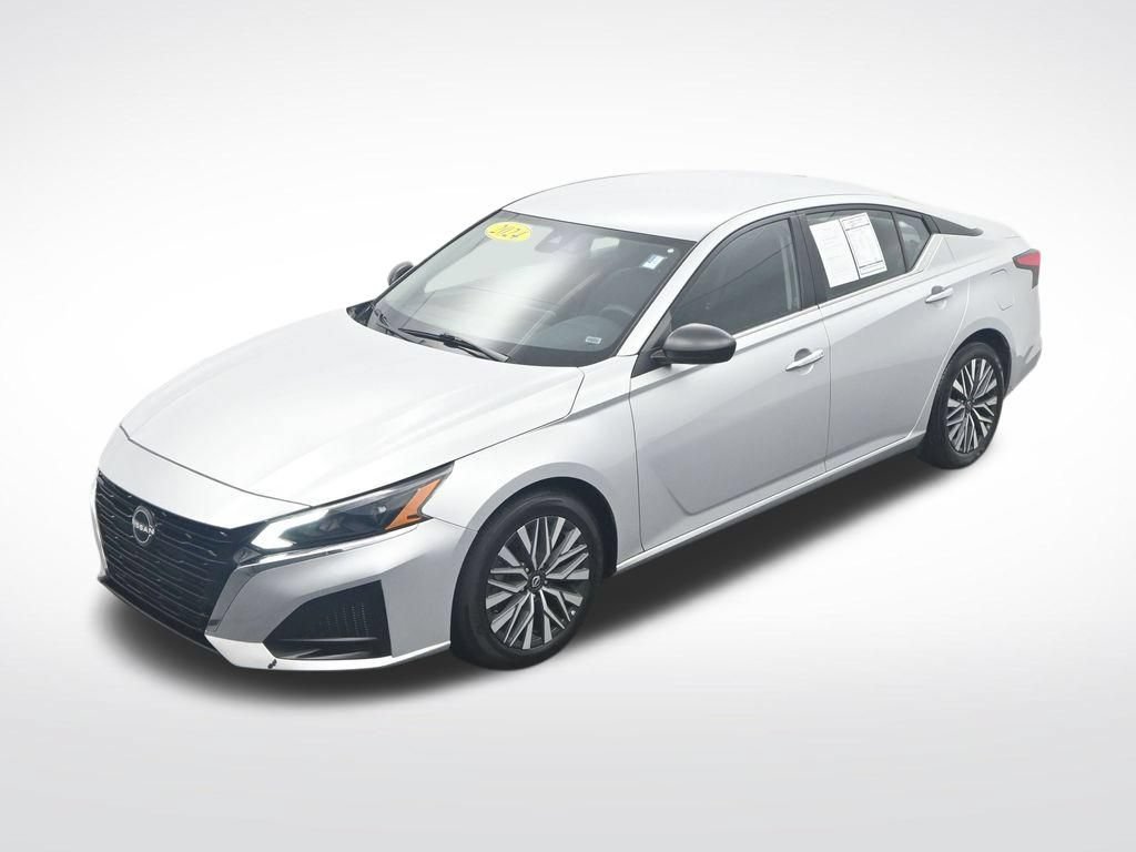 Used 2024 Nissan Altima 2.5 SV FWD image 29