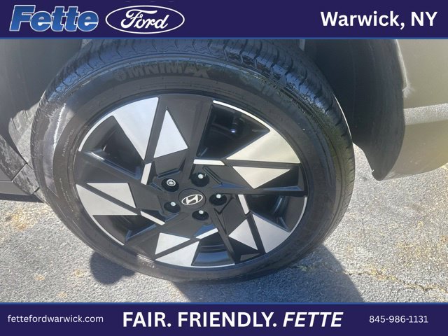 Used 2024 Hyundai Kona SEL AWD/4WD image 11