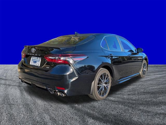 Used 2024 Toyota Camry SE w/ Convenience Package image 5