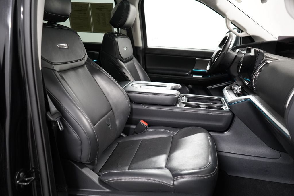 Certified 2025 Ford Expedition Platinum AWD/4WD image 24