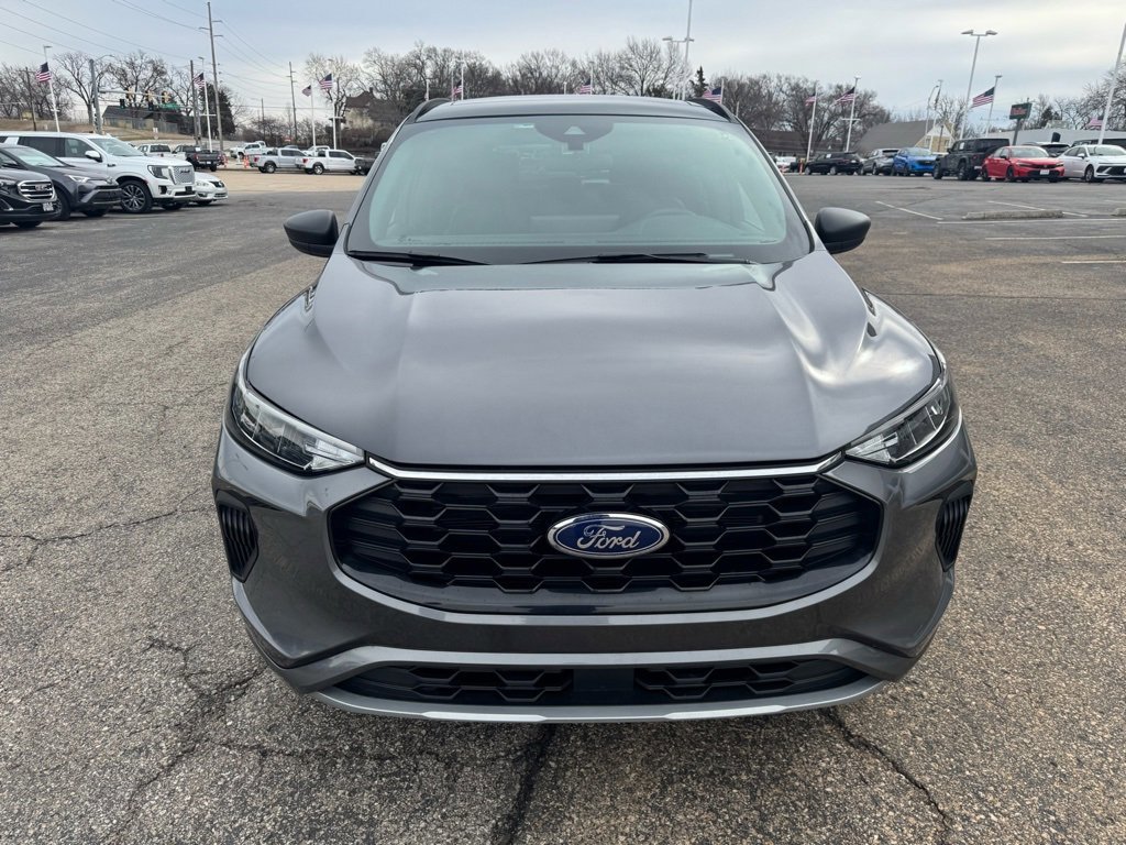 Certified 2024 Ford Escape ST-Line w/ Tech Pack #1 image 6