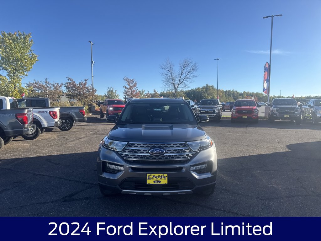 Certified 2024 Ford Explorer Limited w/ Limited Technology Package AWD/4WD image 3