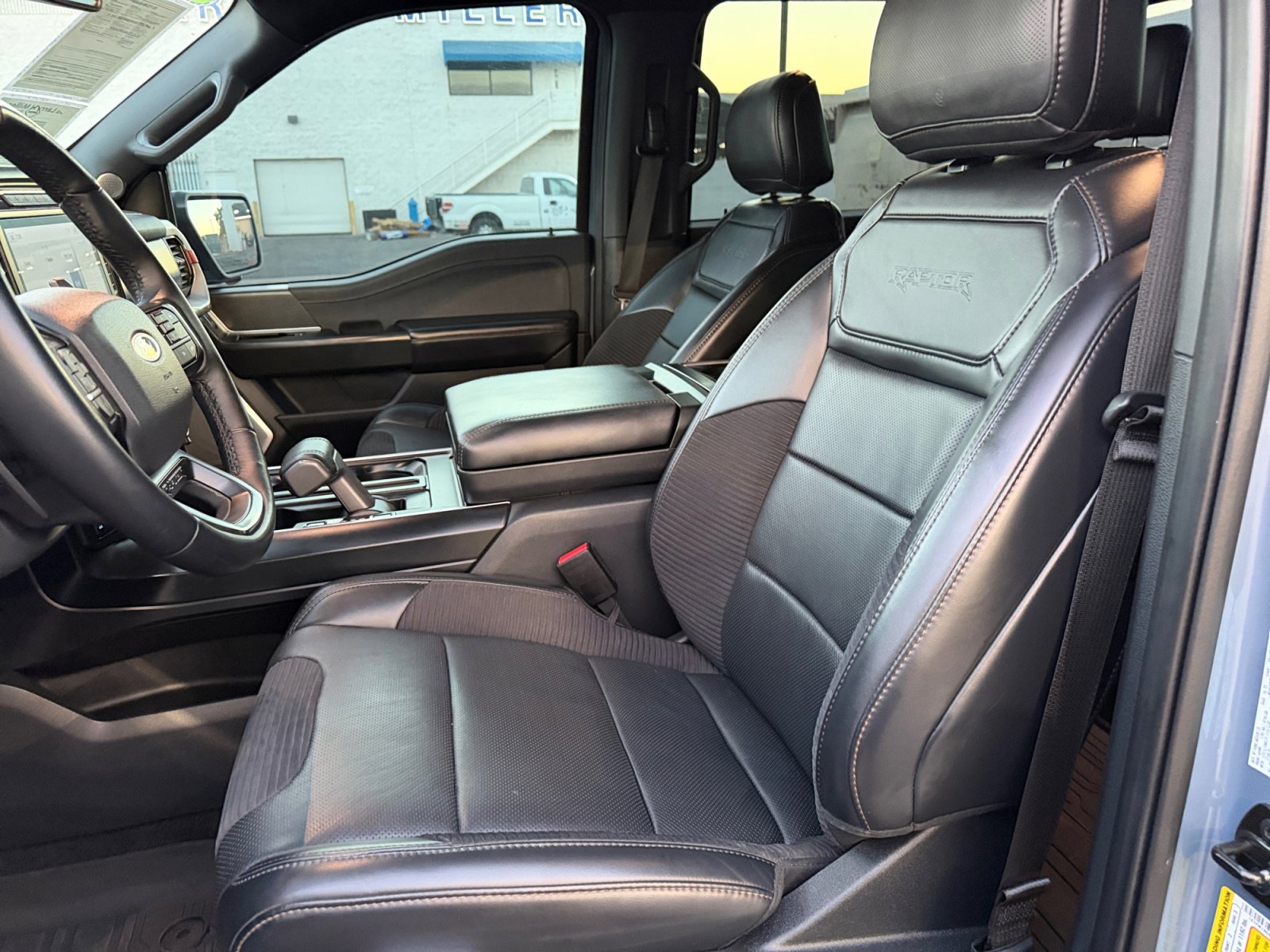 Certified 2023 Ford F150 Raptor w/ Raptor Carbon Fiber Package AWD/4WD image 15