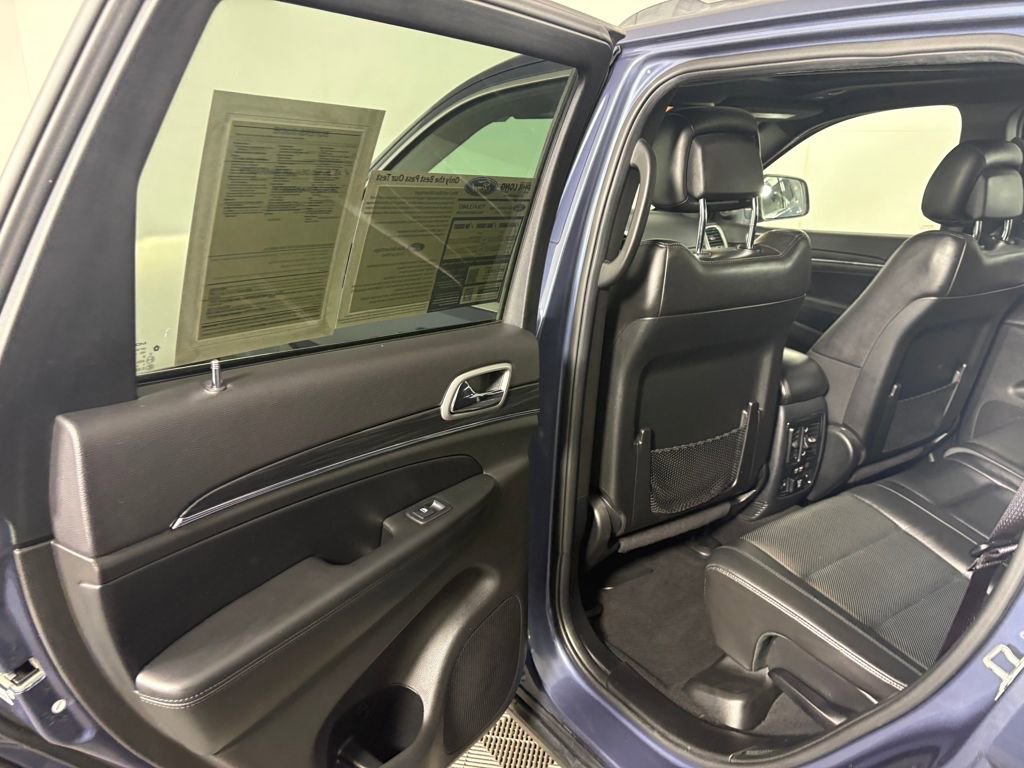 Used 2019 Jeep Grand Cherokee Limited w/ Luxury Group II image 28