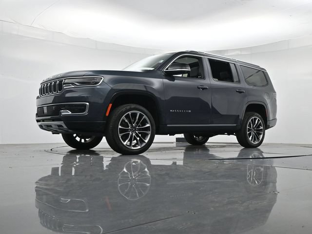 Used 2025 Jeep Wagoneer Series III w/ Premium Group I AWD/4WD image 41